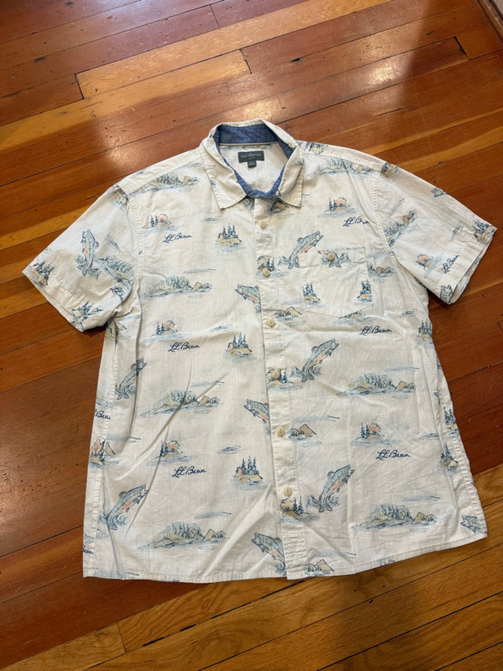 Llbean Men's Short-Sleeve Button-Up Shirt